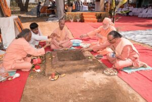 Monks participate in the Havan.