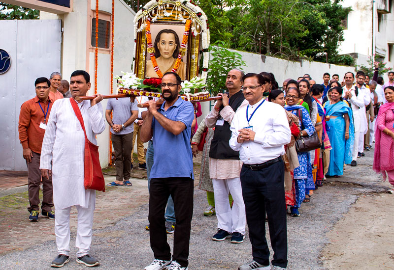 Prabhat pheri during Mahavatar Babaji Smriti Divas