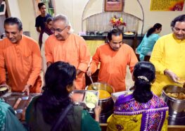YSS monastics in Dwarahat serve prasad to the devotees on the auspicious day.