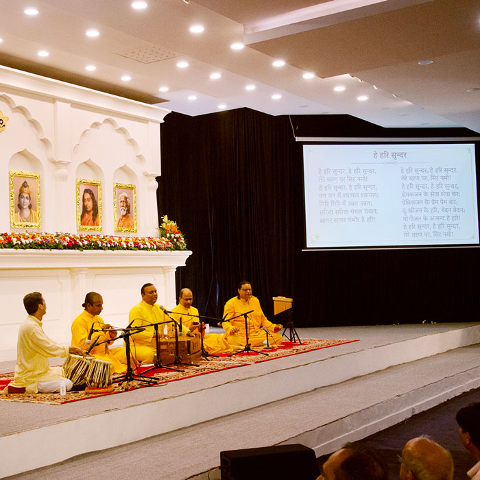 YSS Noida Ashram – Special Kirtan