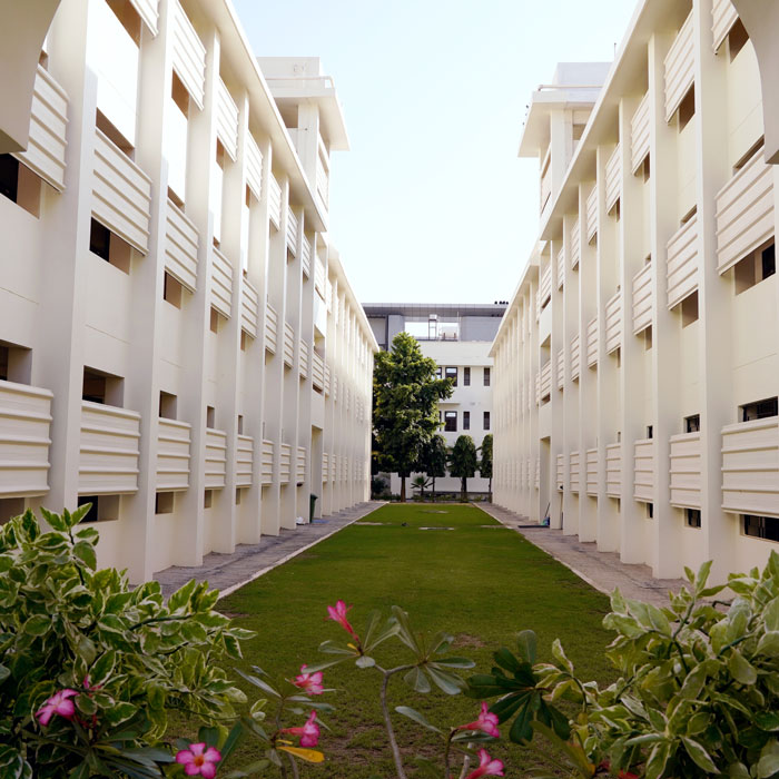 YSS Noida Ashram – Special Retreat Blocks