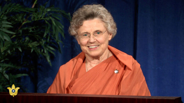 Opening Our Hearts and Minds to the Guru by Bhakti Mai