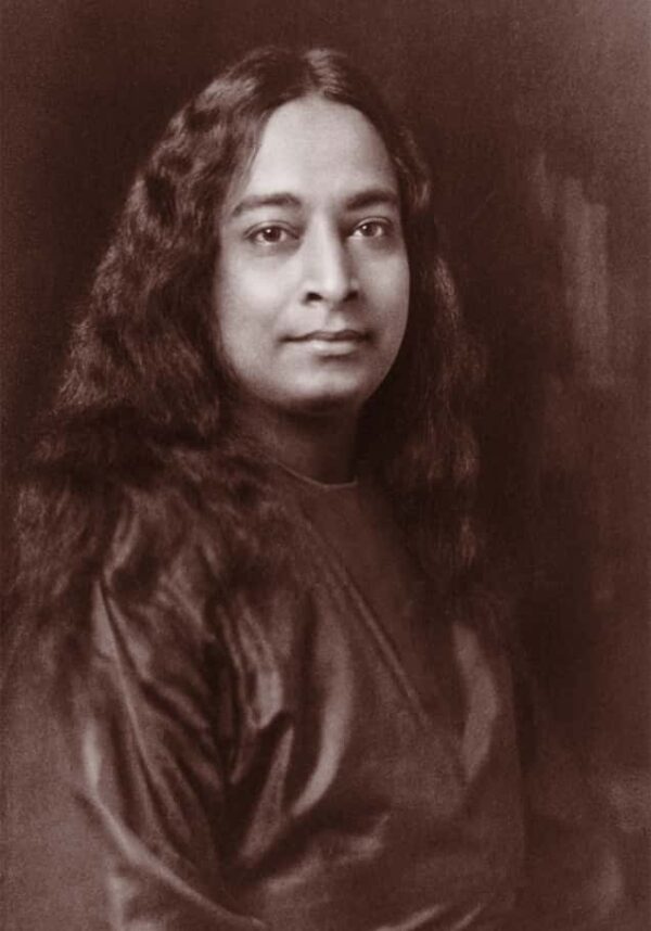 paramahansa-yogananda-in-pittsburgh-1926-photo-regular-yss-front.jpg